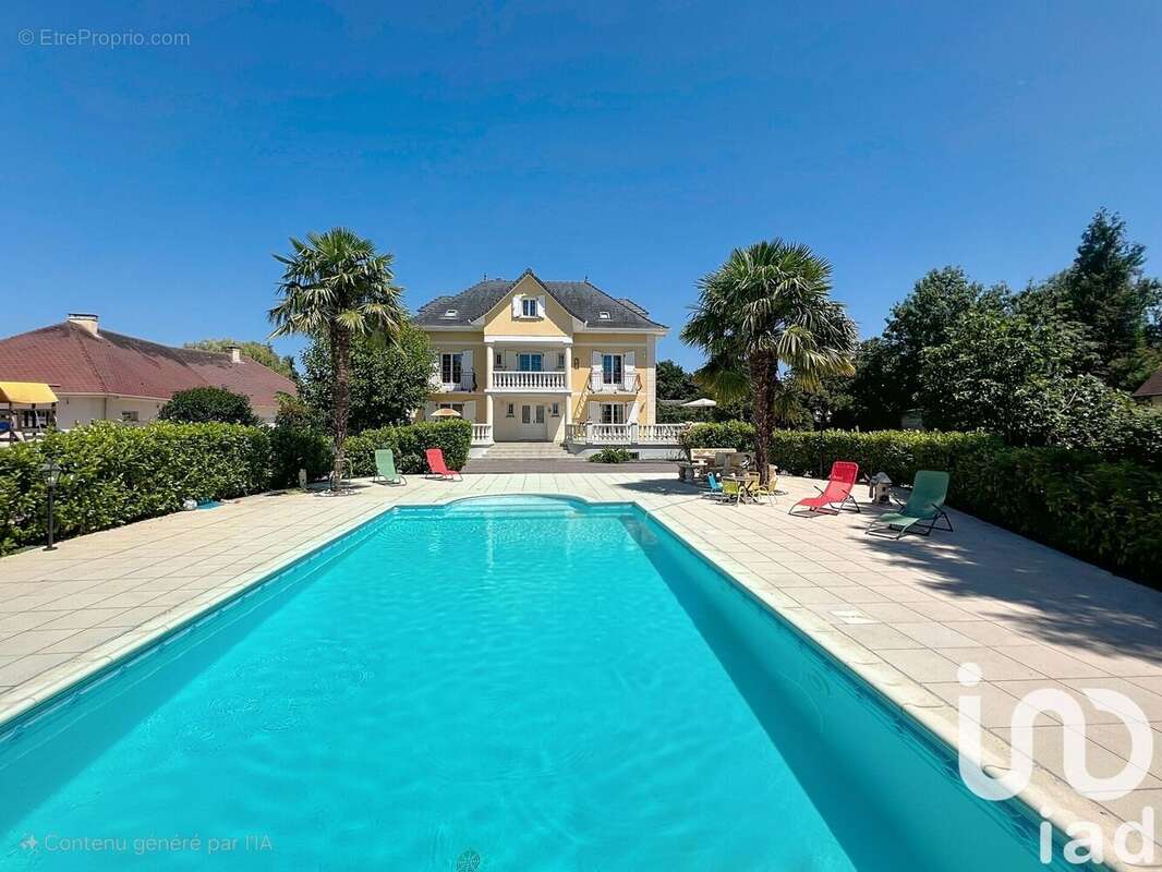 Photo 2 - Maison à LA TRINITE-DE-THOUBERVILLE