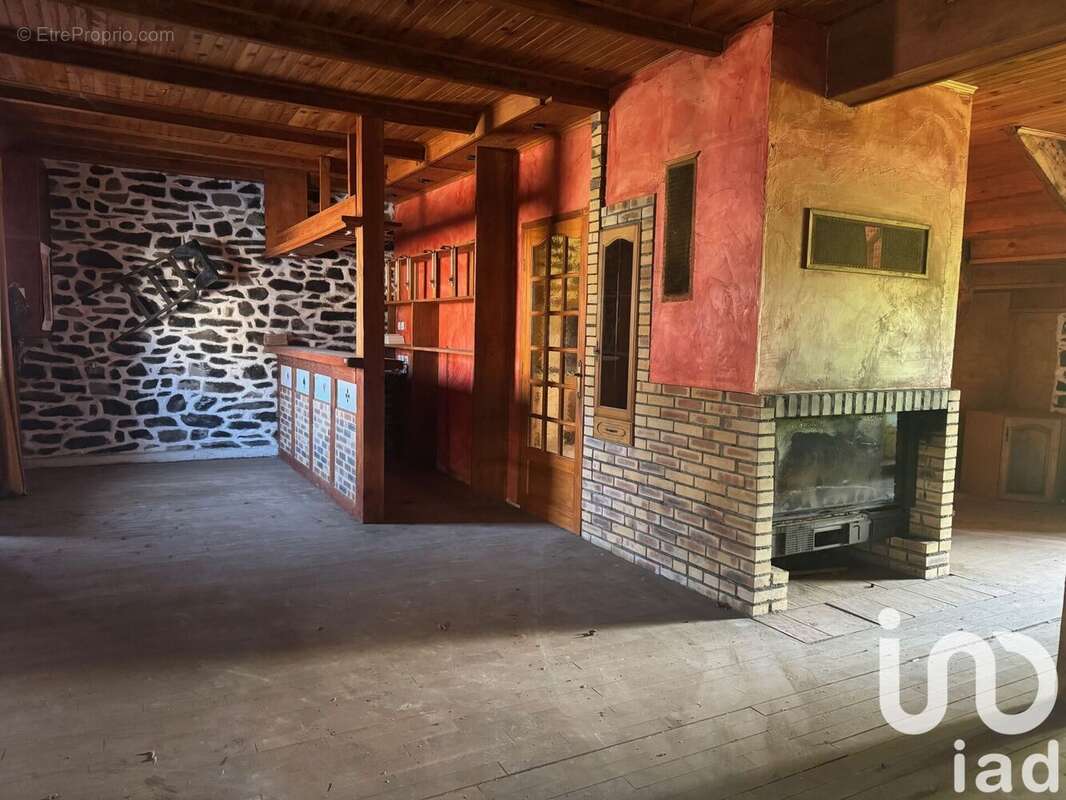 Photo 2 - Maison à SAINT-BONNET-DE-SALERS