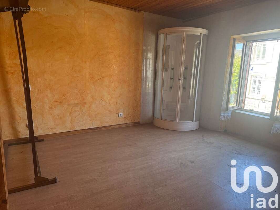 Photo 9 - Maison à SAINT-BONNET-DE-SALERS