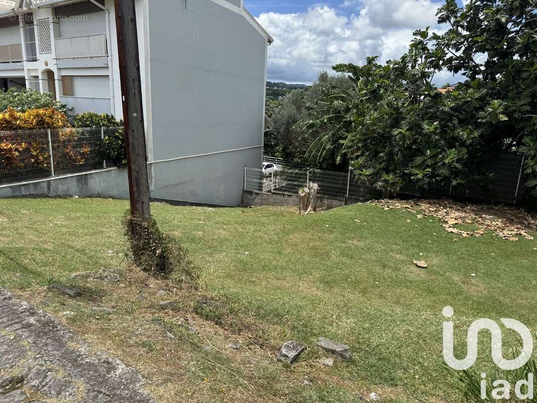 Photo 2 - Terrain à SCHOELCHER