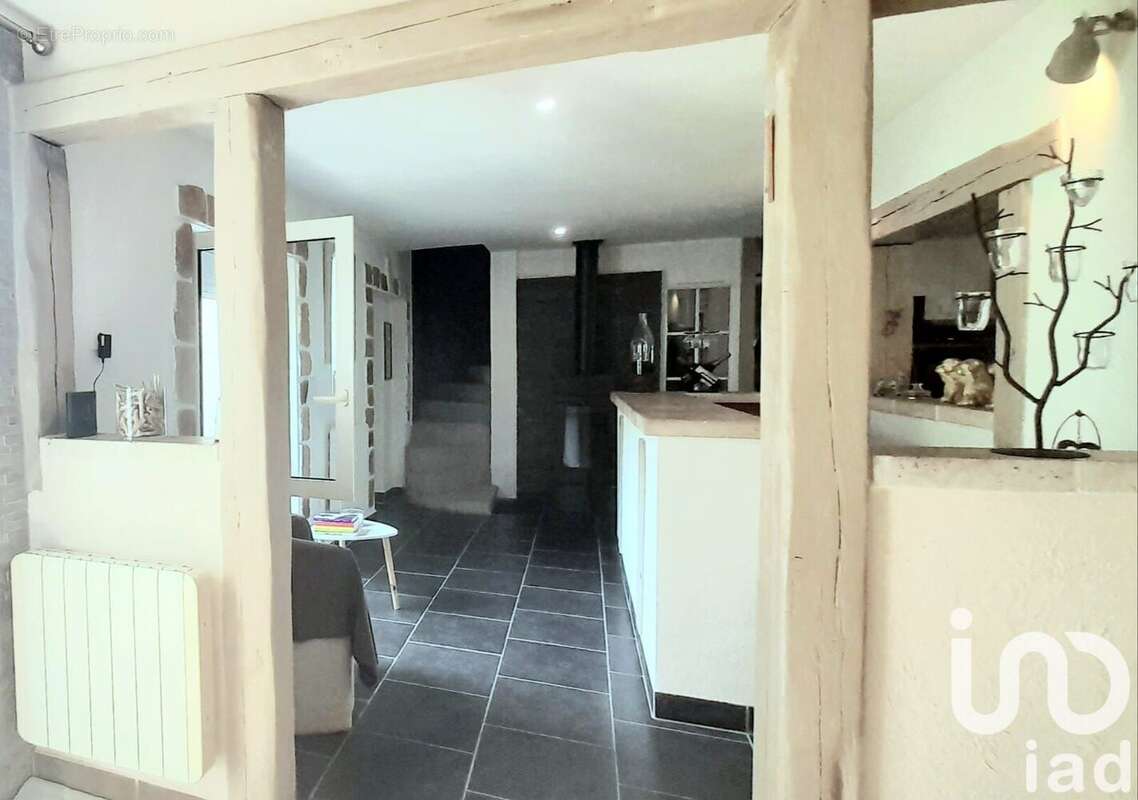 Photo 8 - Maison à SAINT-ROMAIN-LE-NOBLE