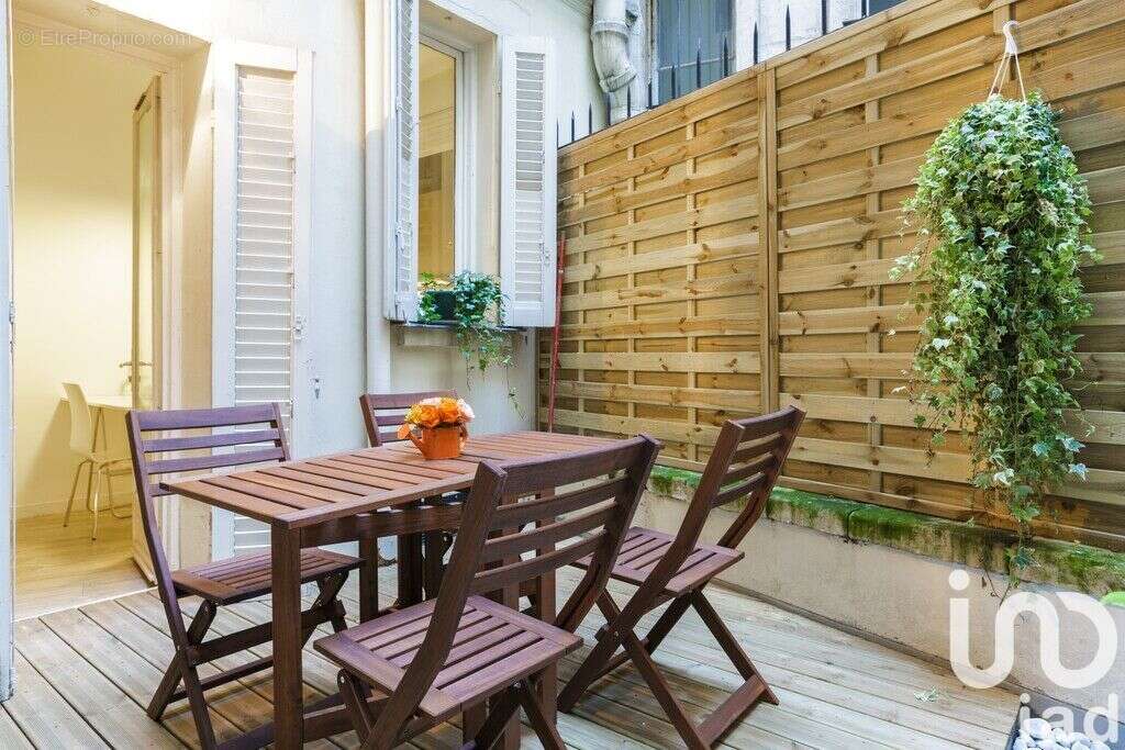 Photo 2 - Appartement à PARIS-16E