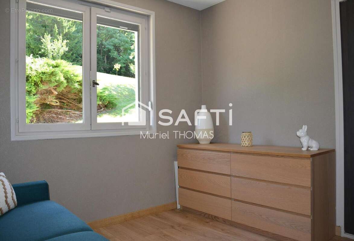 Photo 7 - Maison à NIVOLAS-VERMELLE