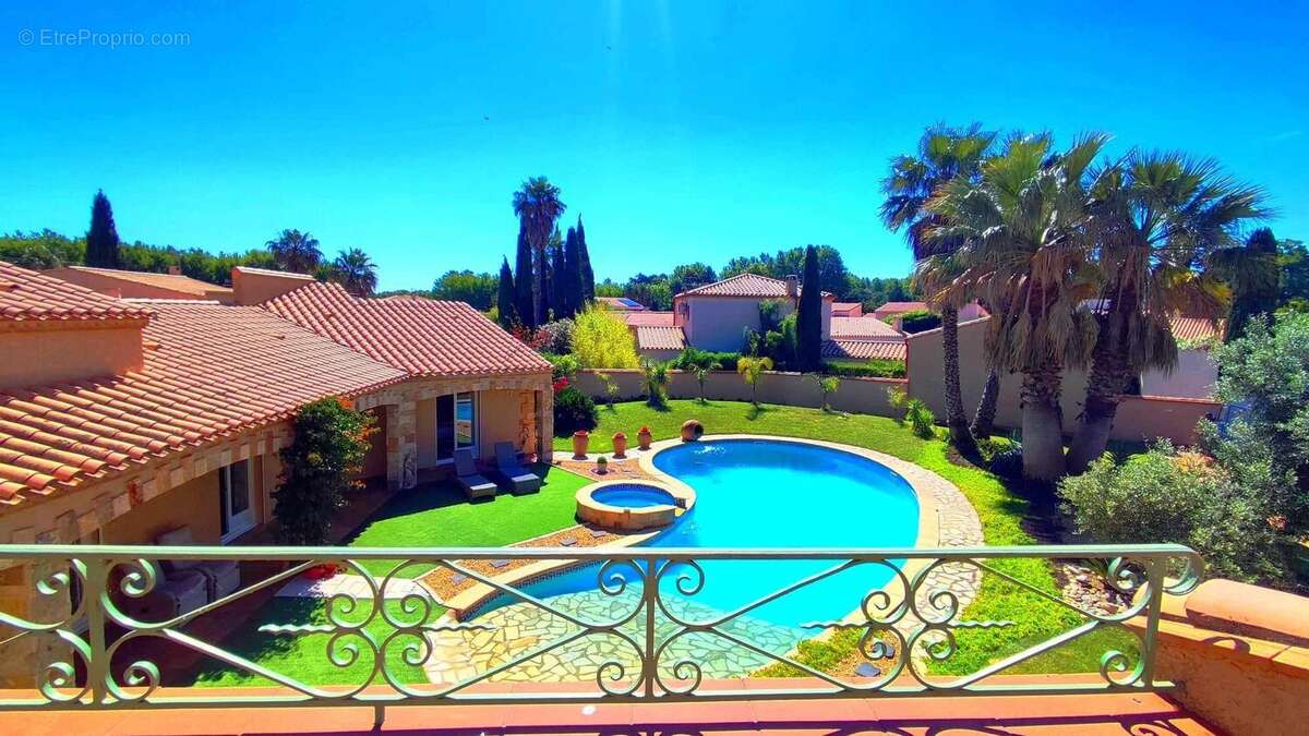 Maison à SAINT-CYPRIEN