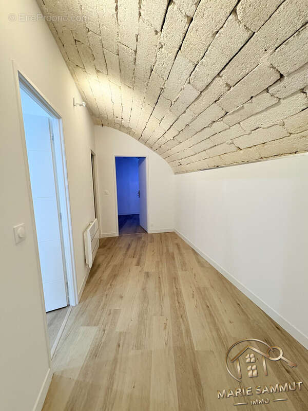 Maison à SAINT-GENIES-DES-MOURGUES