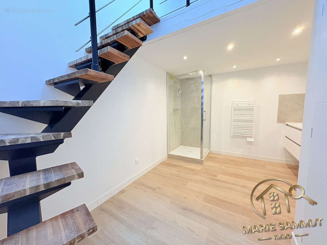 Maison à SAINT-GENIES-DES-MOURGUES