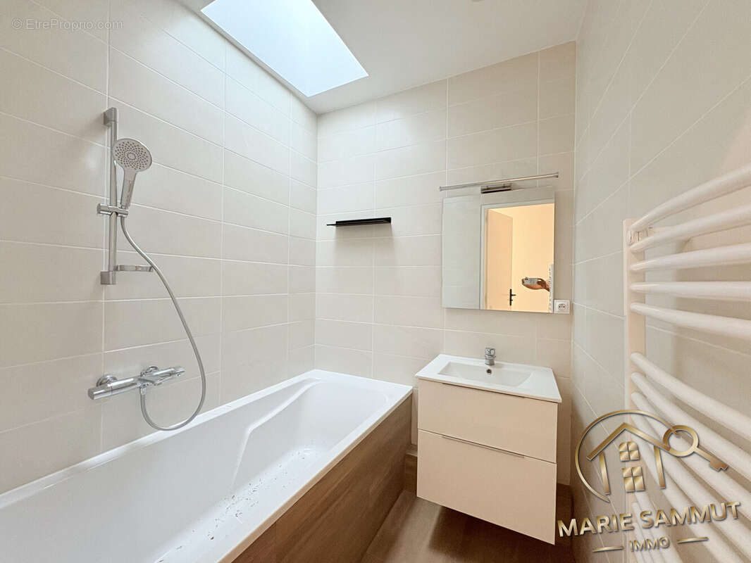 Maison à SAINT-GENIES-DES-MOURGUES