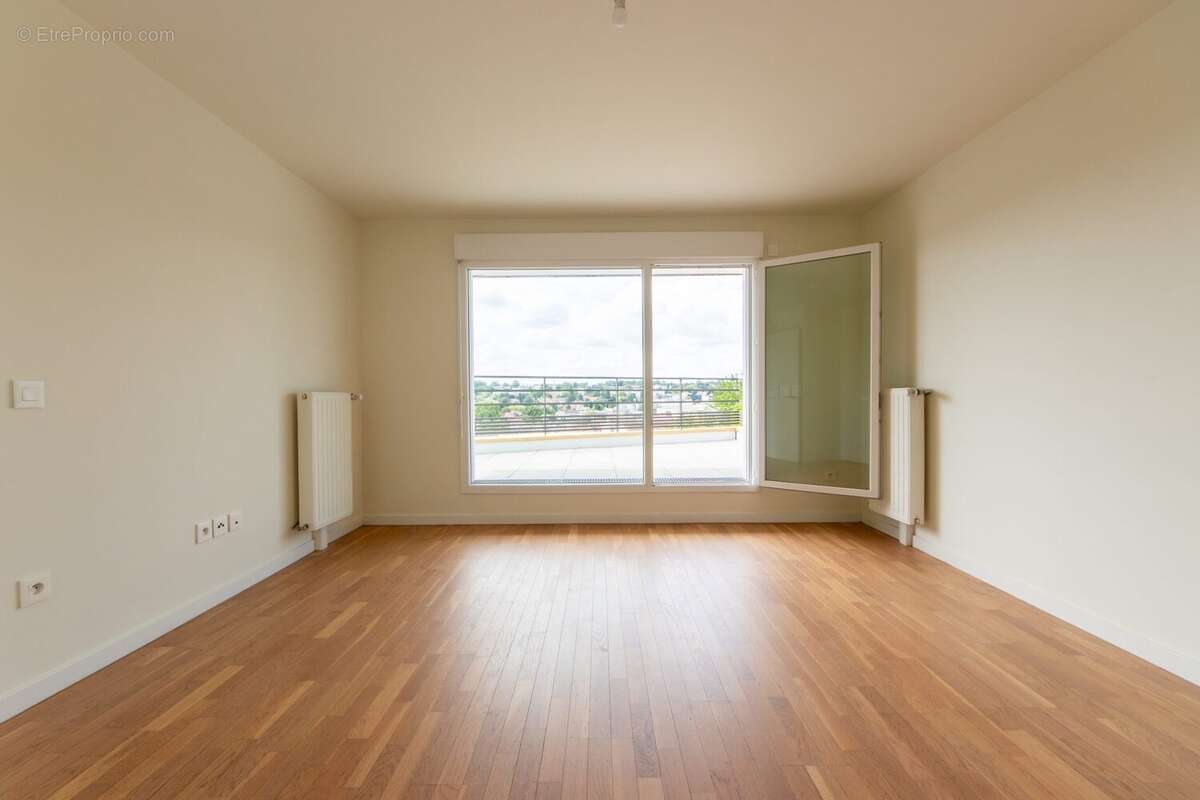 Appartement à BAGNEUX