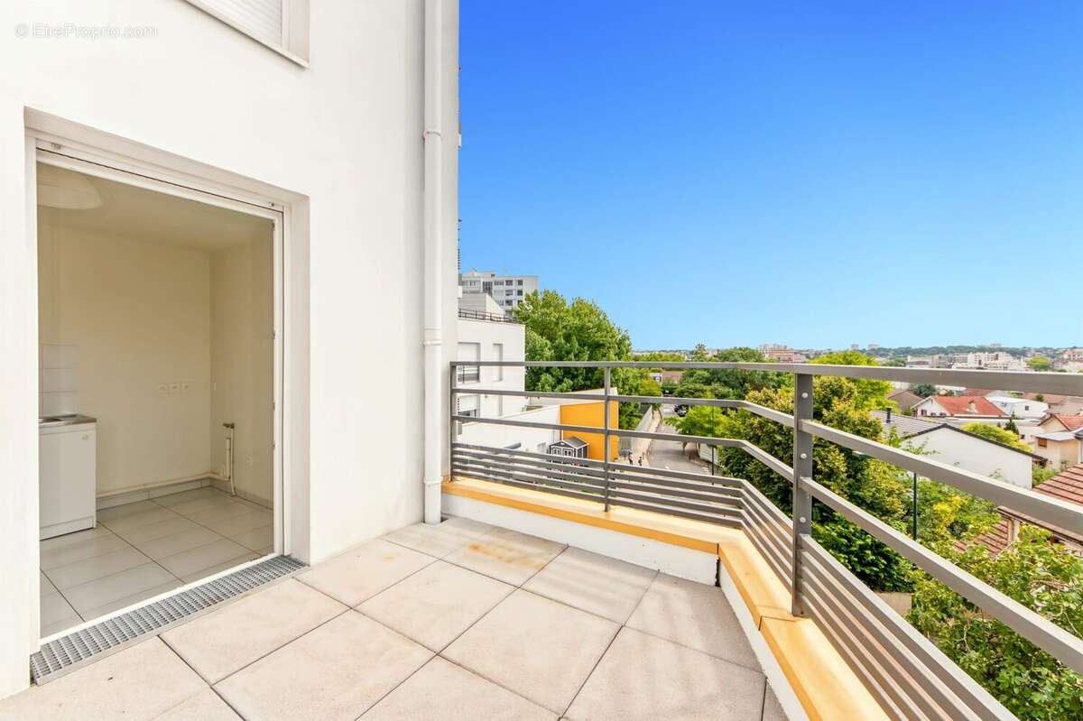 Appartement à BAGNEUX