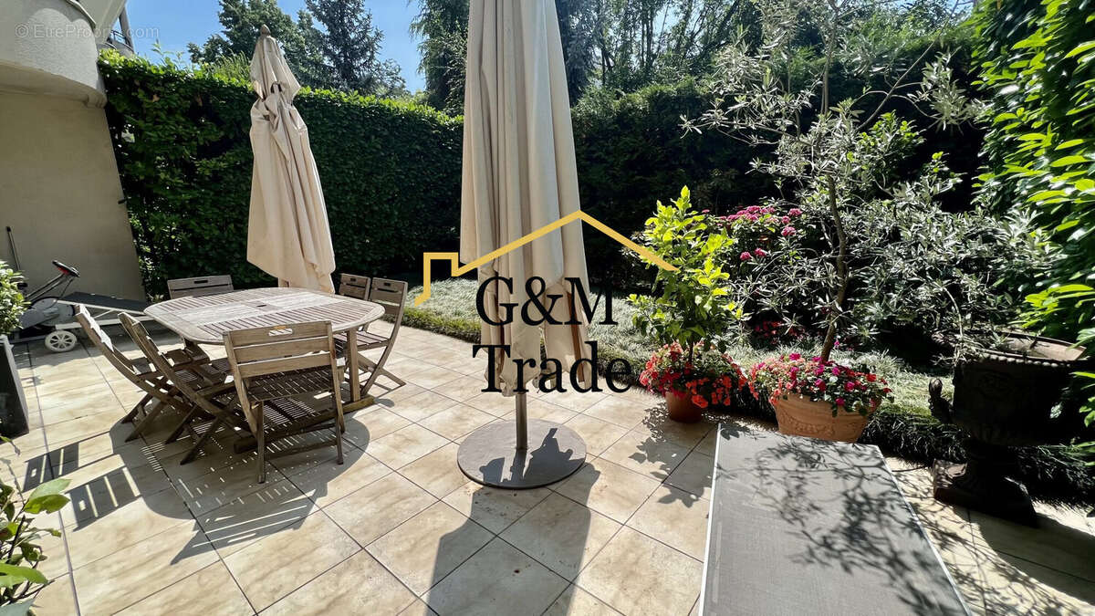 Appartement à PARIS-5E