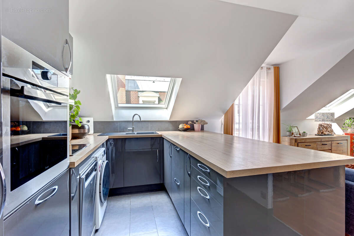 Appartement à LE PLESSIS-ROBINSON