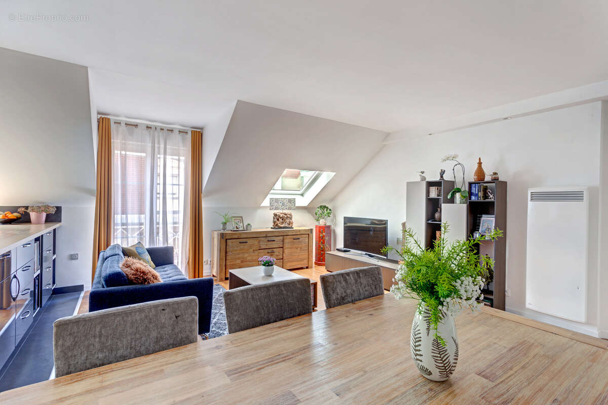 Appartement à LE PLESSIS-ROBINSON