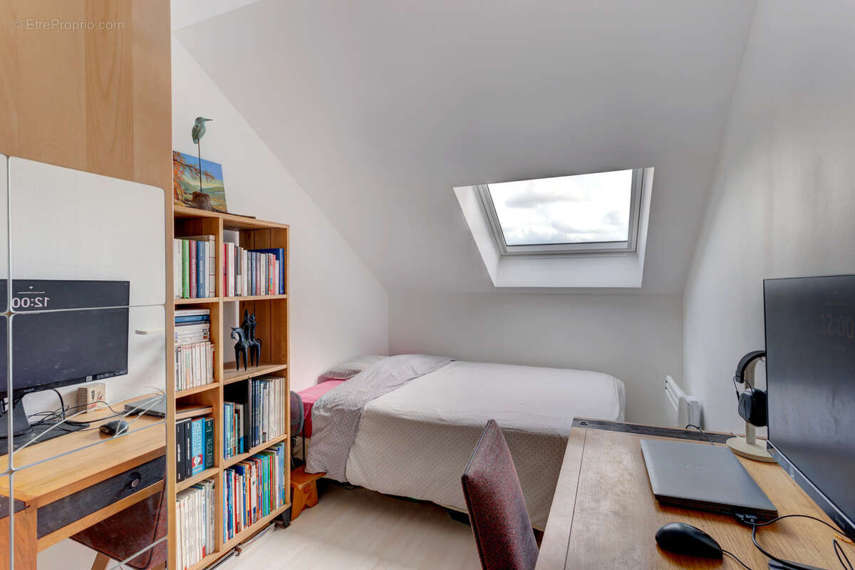 Appartement à LE PLESSIS-ROBINSON