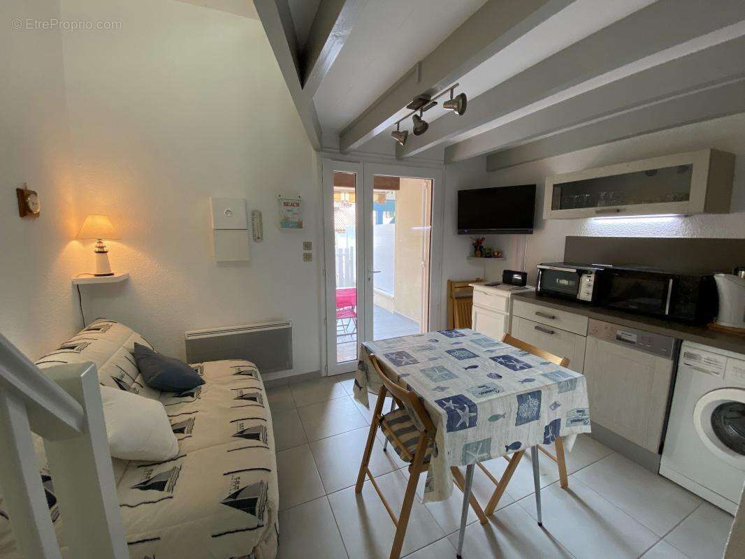 Maison à LES MATHES