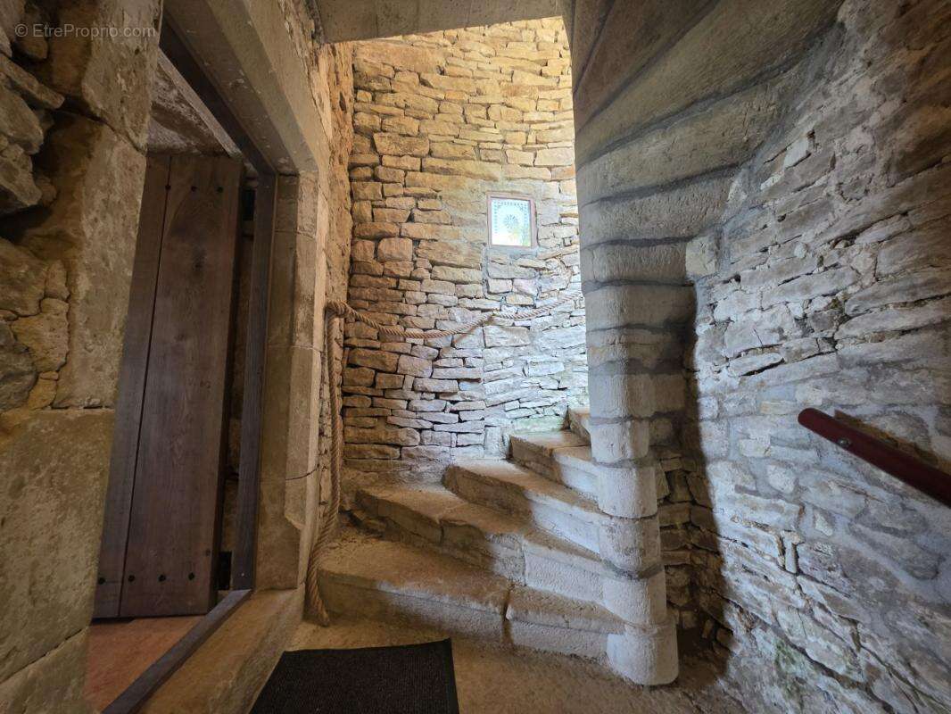 Maison à COLOMBOTTE