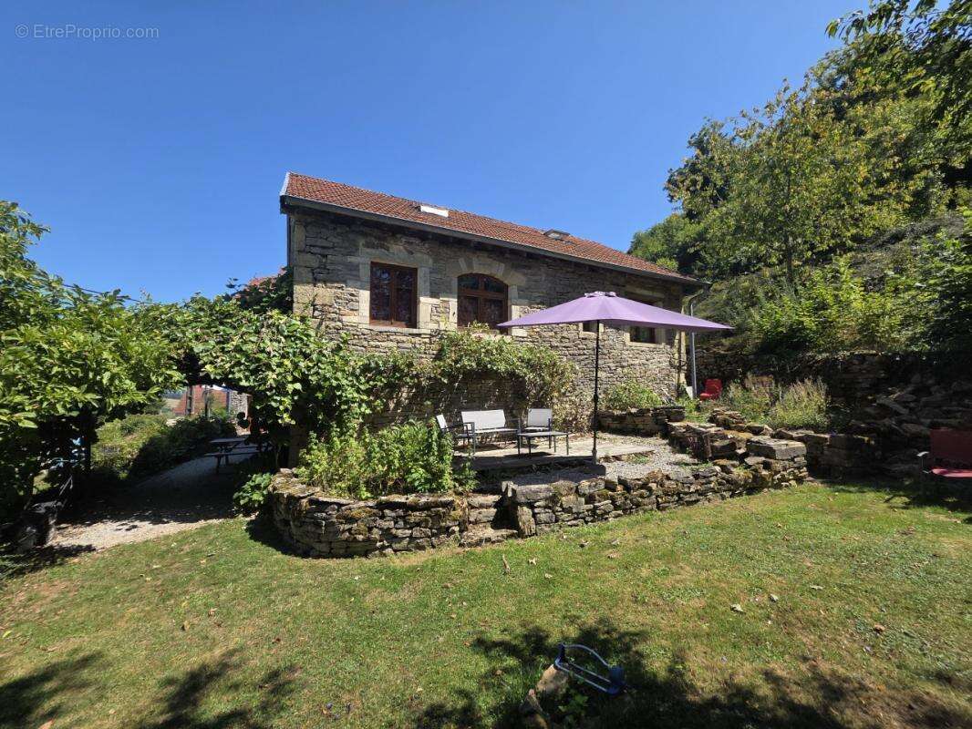 Maison à COLOMBOTTE