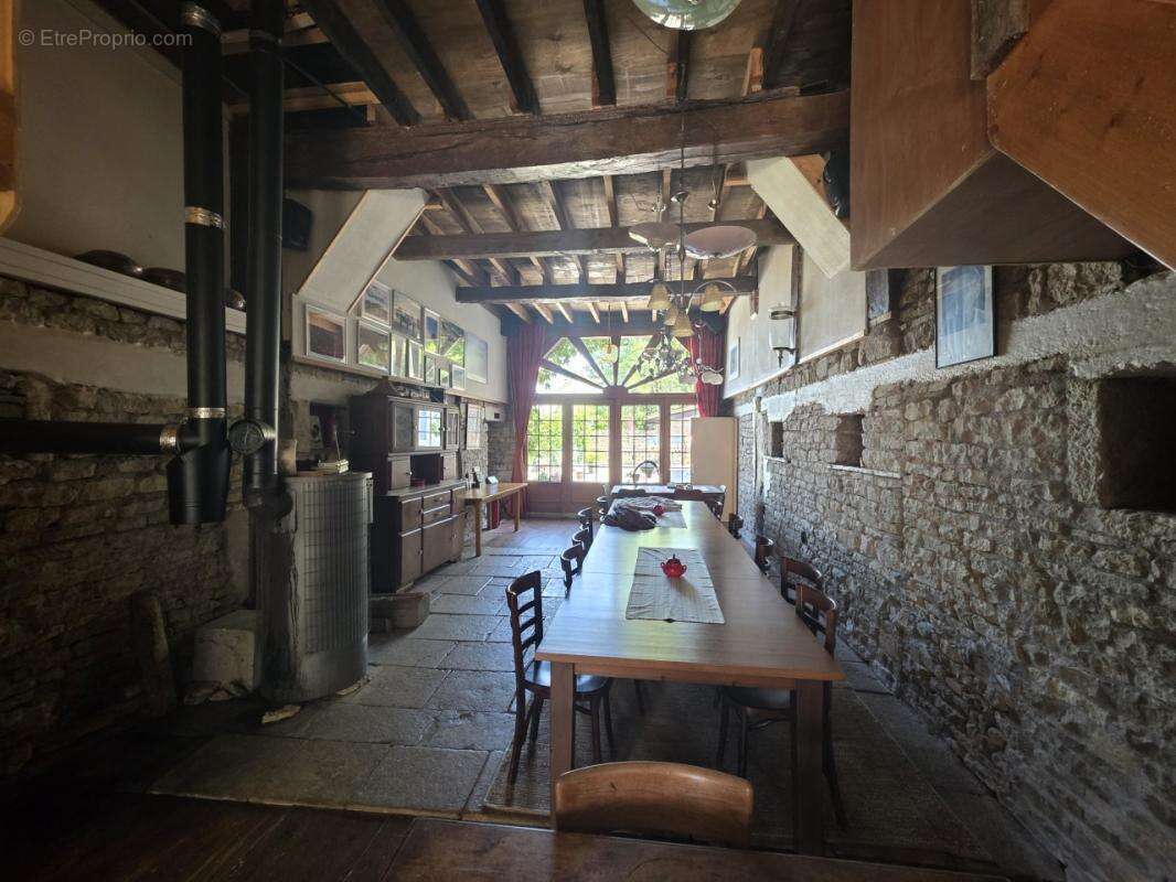 Maison à COLOMBOTTE