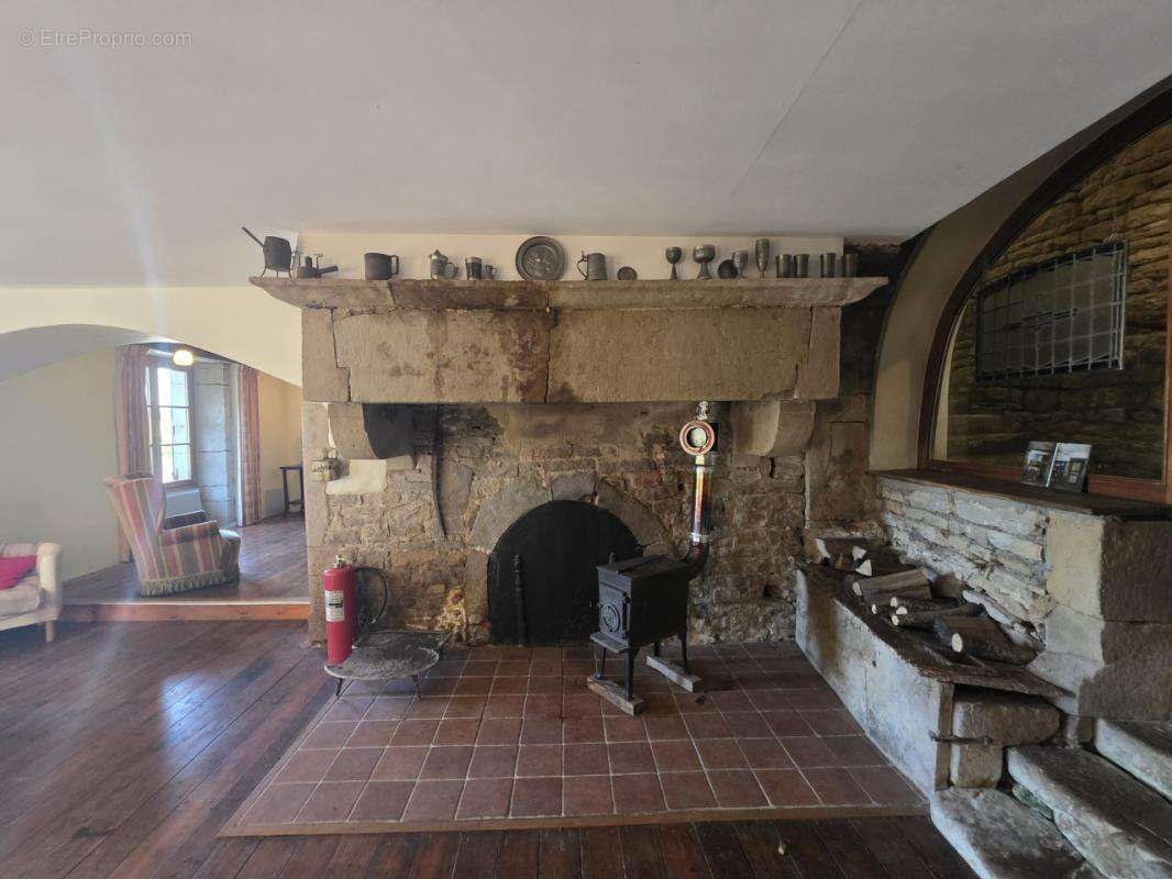 Maison à COLOMBOTTE