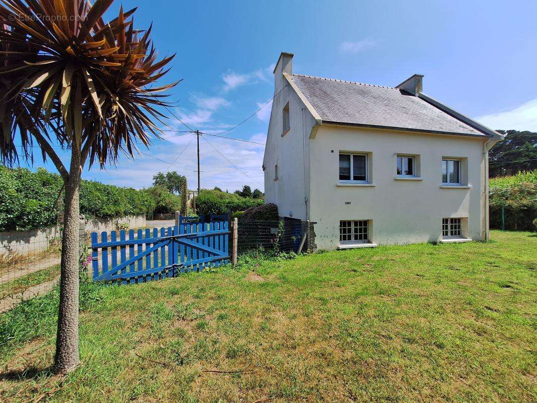 Maison à PLOUGASNOU