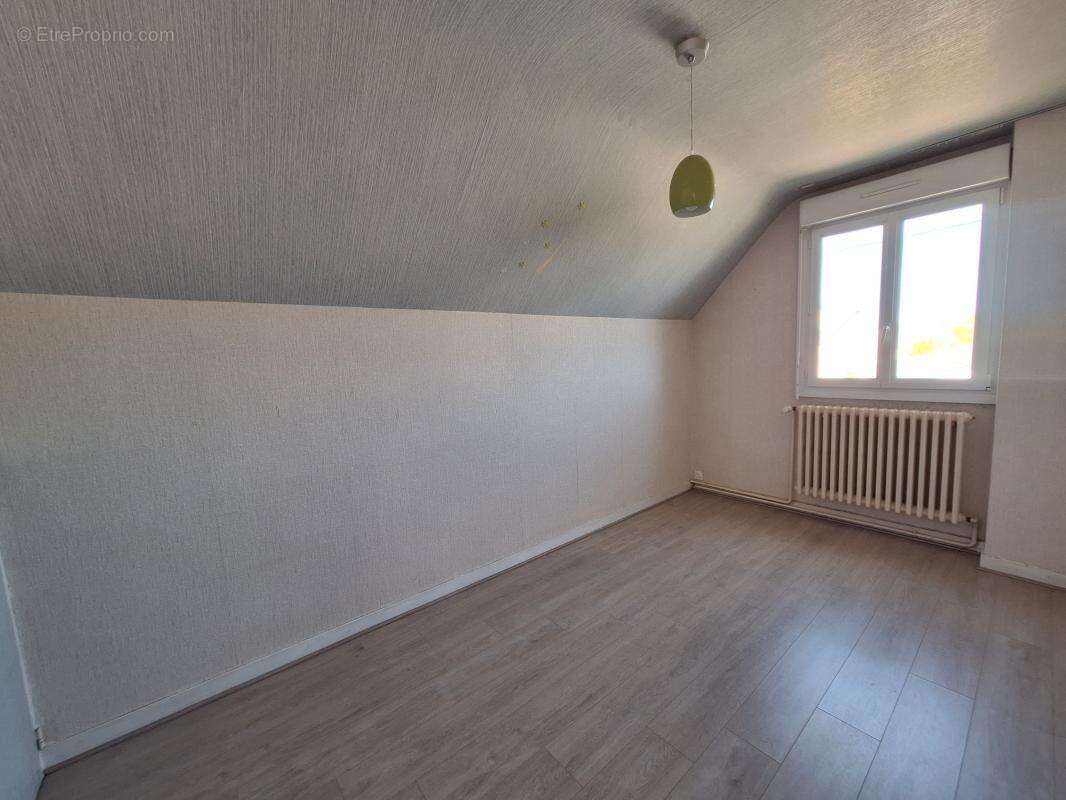 Maison à PLOUGASNOU