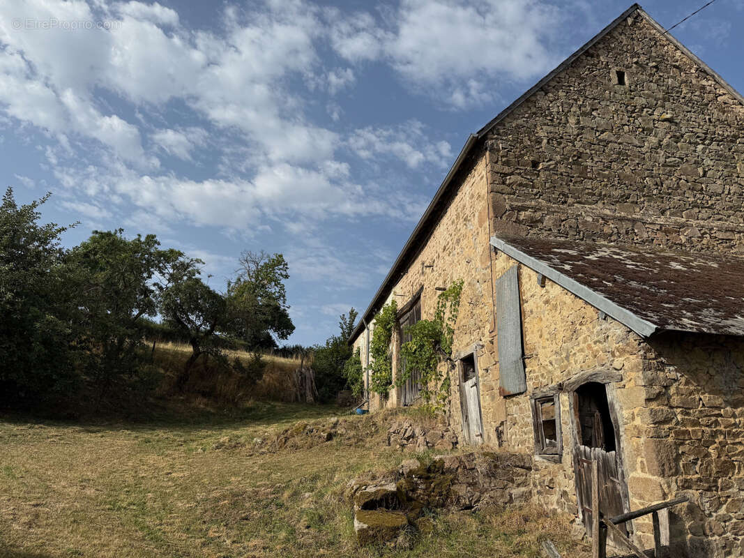 Maison à SAINT-HILAIRE
