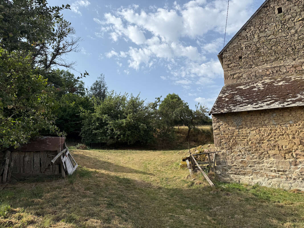 Maison à SAINT-HILAIRE