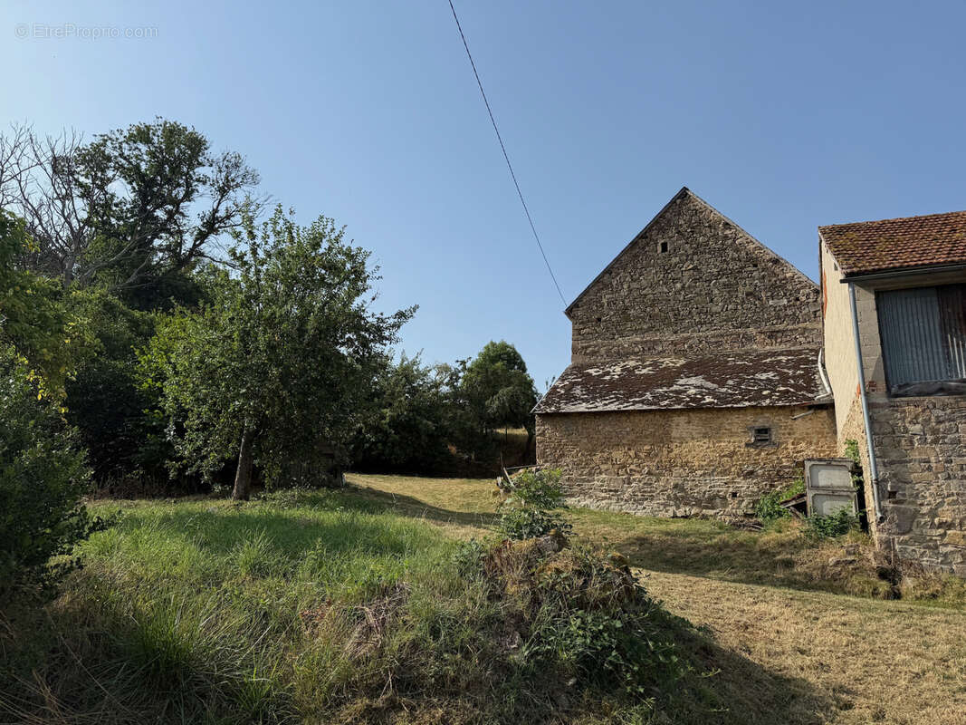 Maison à SAINT-HILAIRE