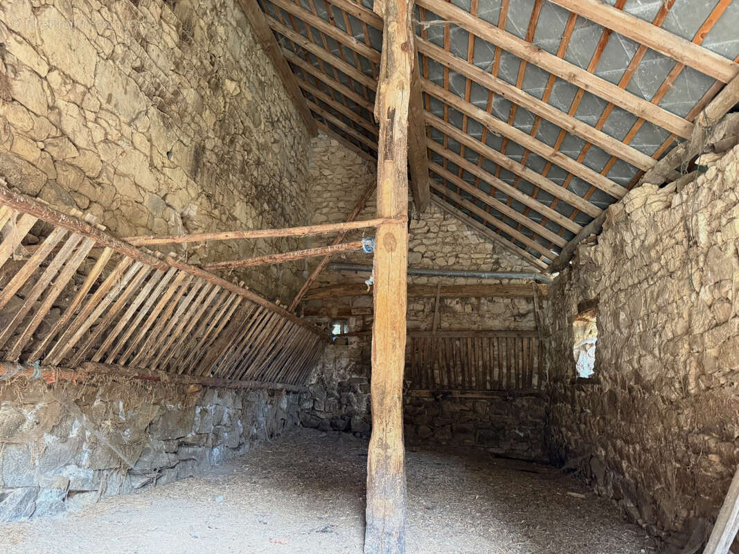 Maison à SAINT-HILAIRE