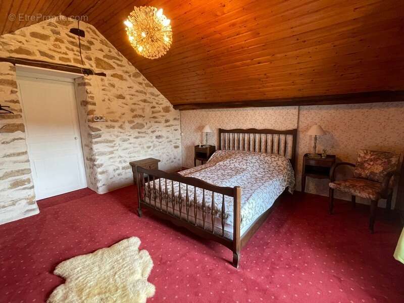 Maison à VILLEFAVARD