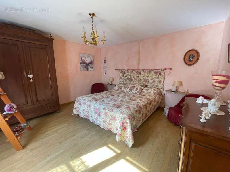 Maison à VILLEFAVARD