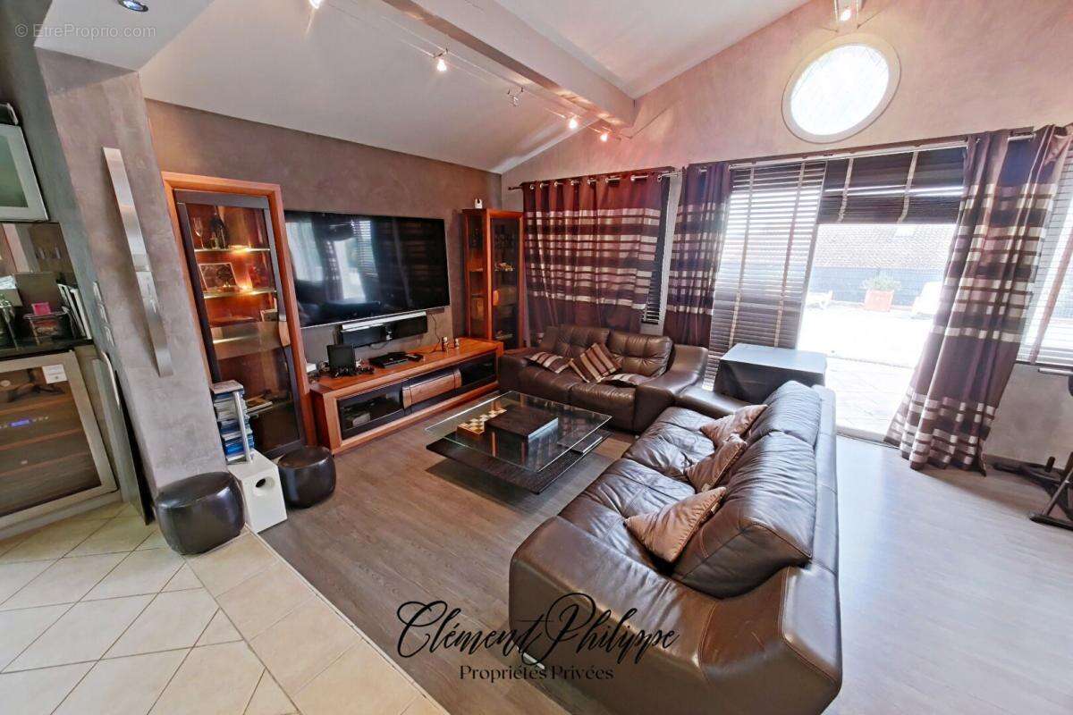 Maison à CONQUES-SUR-ORBIEL