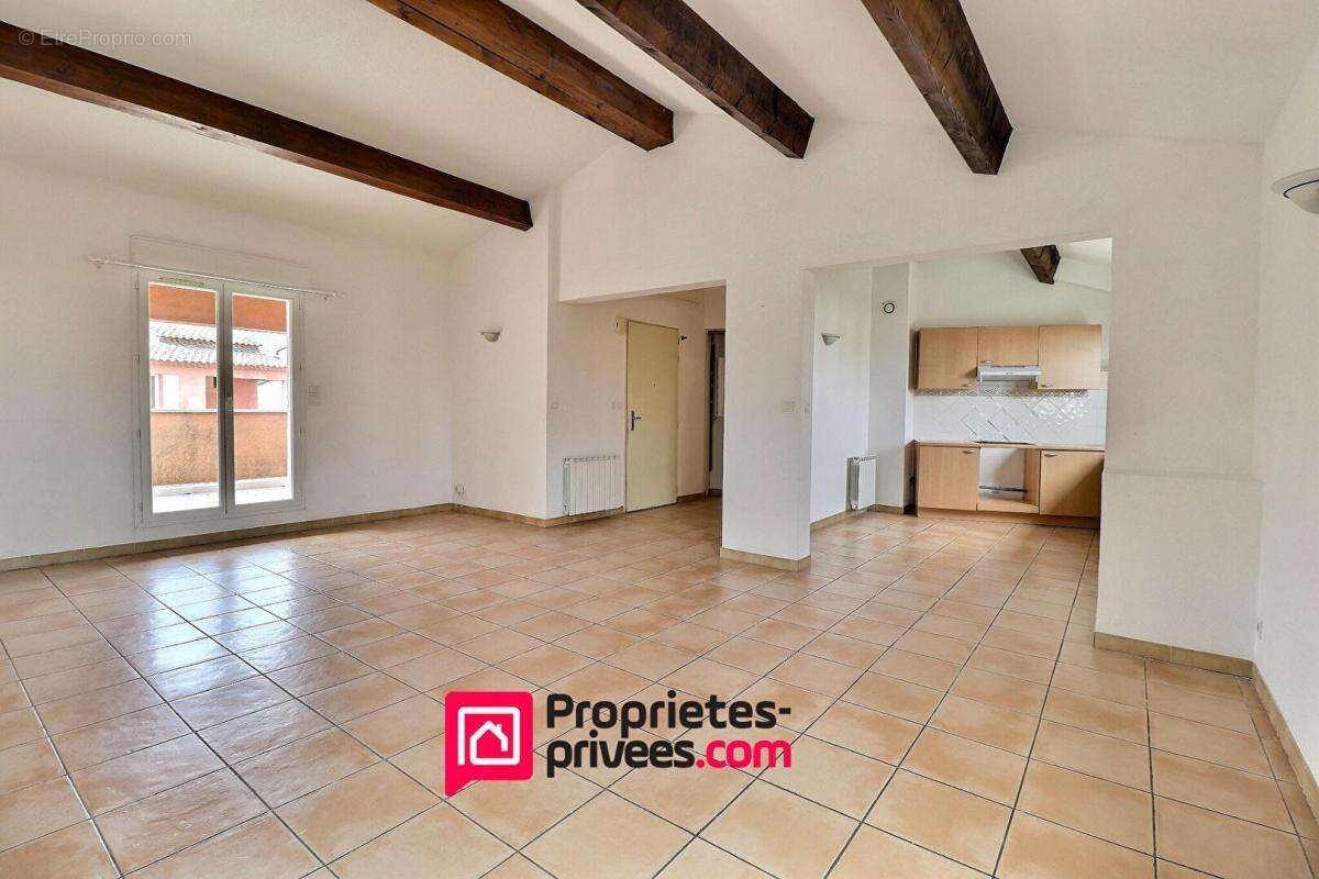 Appartement à UZES