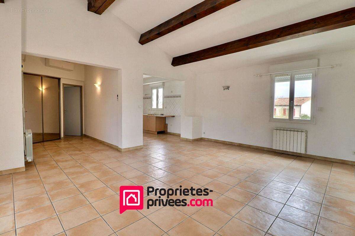 Appartement à UZES