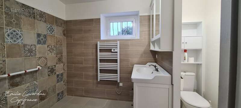 Maison à LA PEROUILLE