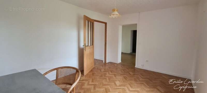 Maison à LA PEROUILLE