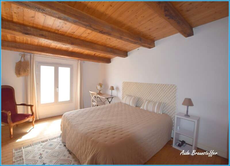 Maison à SAINT-CLEMENT-DES-BALEINES