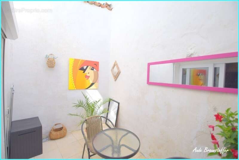 Maison à SAINT-CLEMENT-DES-BALEINES