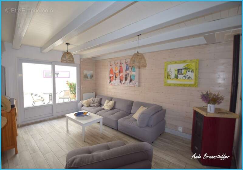 Maison à SAINT-CLEMENT-DES-BALEINES