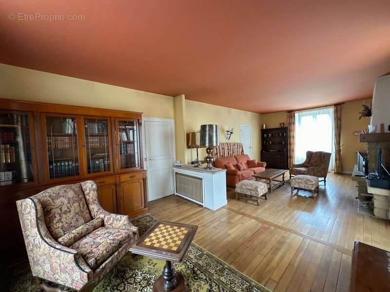 Maison à AUFFERVILLE