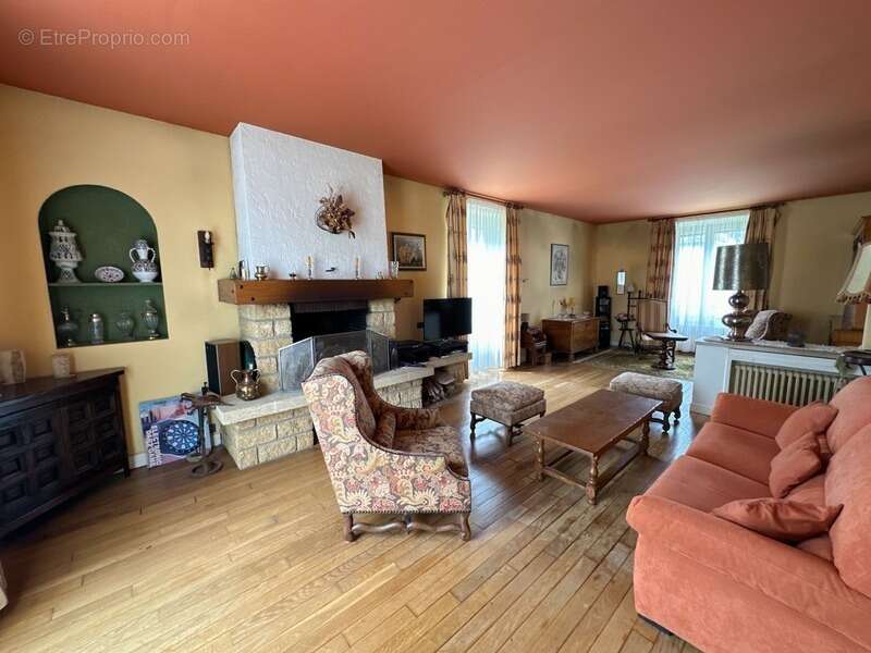 Maison à AUFFERVILLE