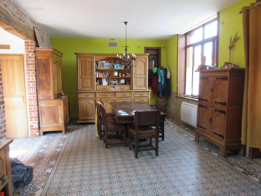 Maison à GONDECOURT