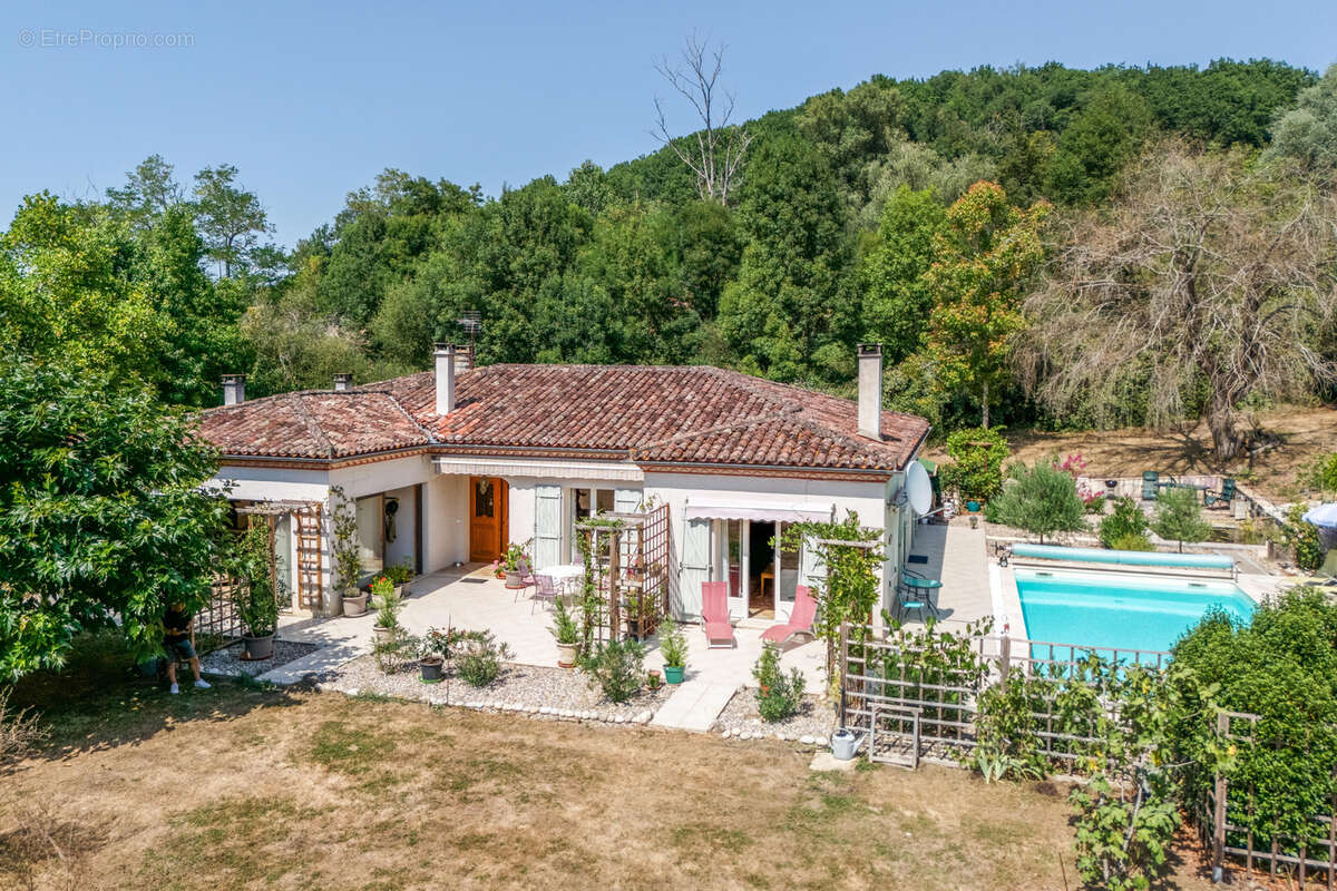 Maison à SAINT-MAURIN