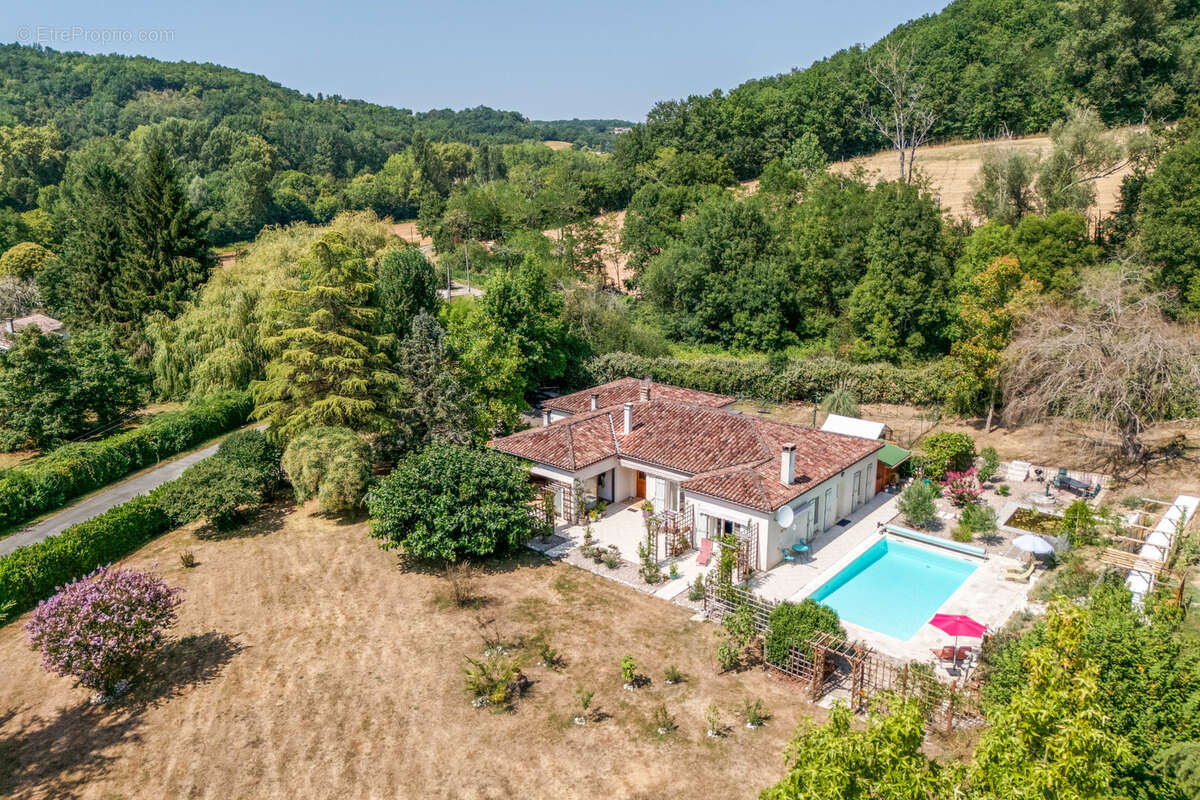 Maison à SAINT-MAURIN