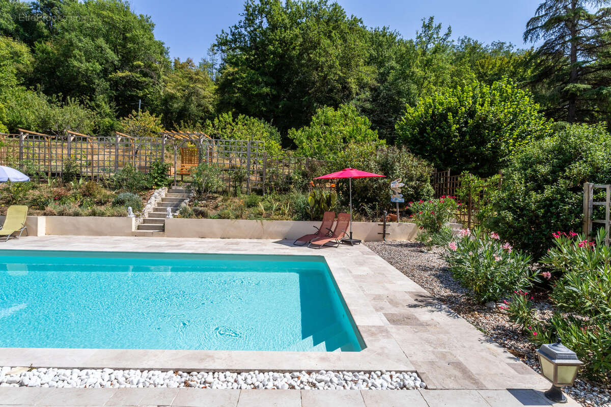 Maison à SAINT-MAURIN