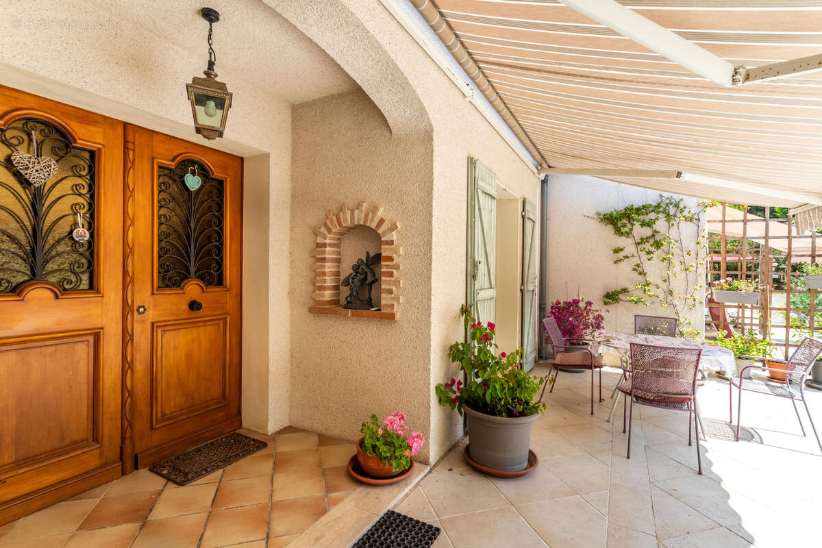 Maison à SAINT-MAURIN