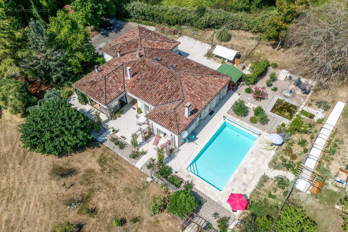 Maison à SAINT-MAURIN