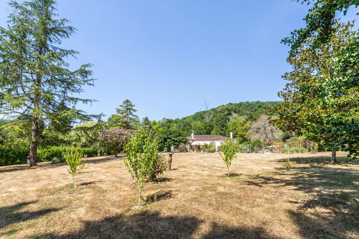 Maison à SAINT-MAURIN