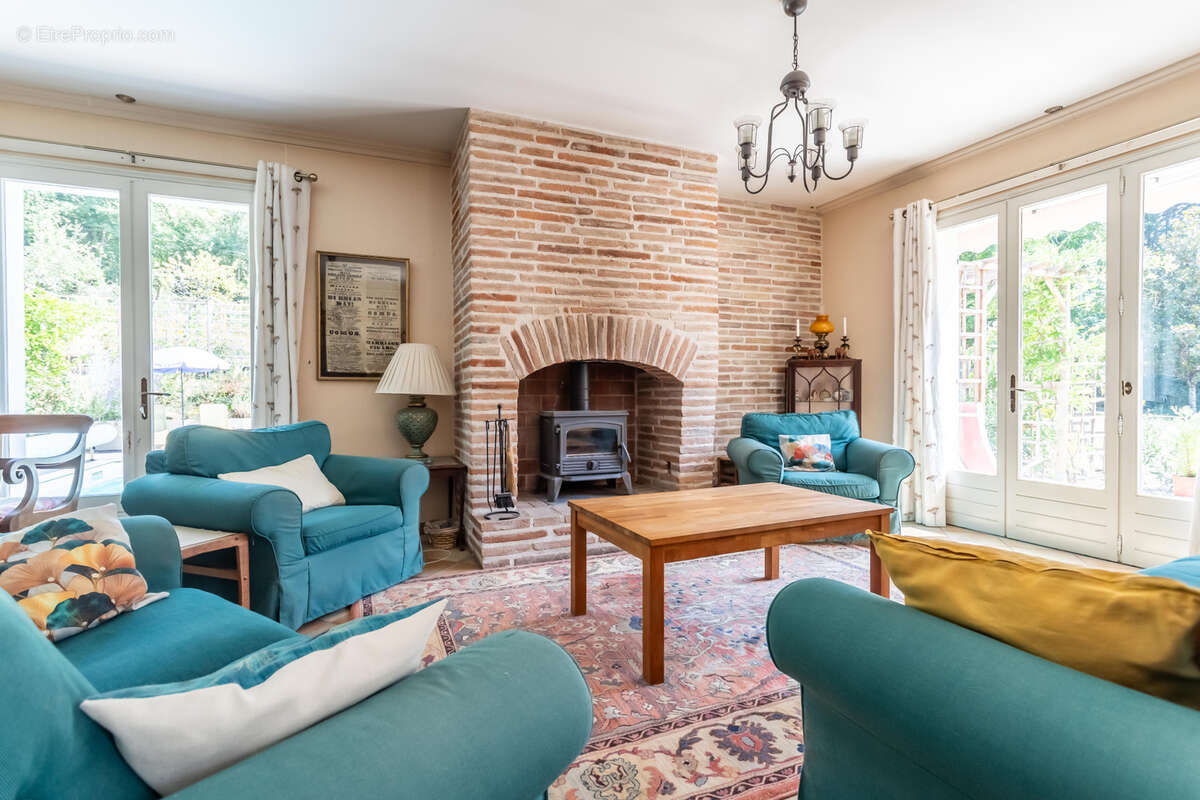 Maison à SAINT-MAURIN