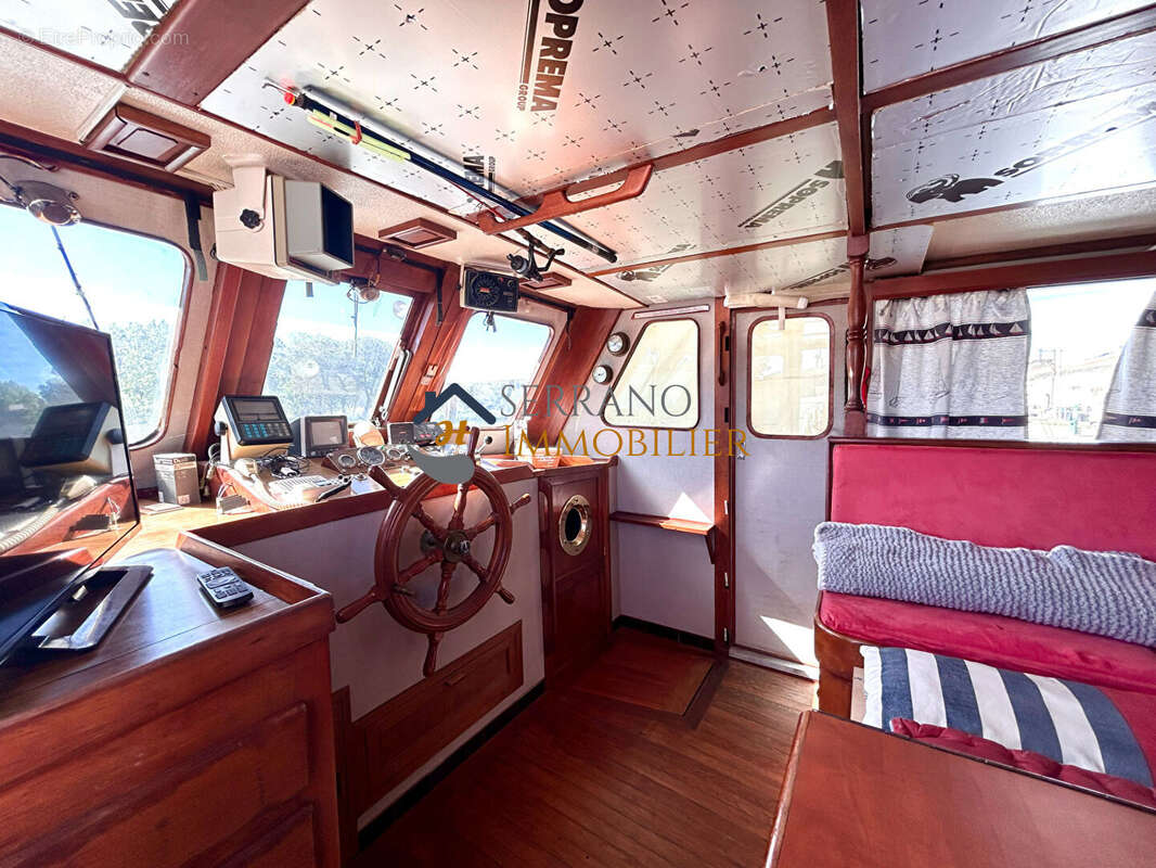 Commerce à SAINT-GILLES