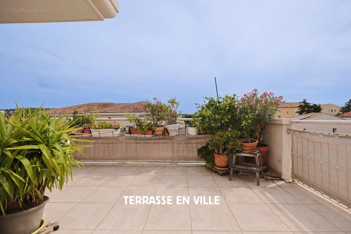 Appartement à LA VALETTE-DU-VAR